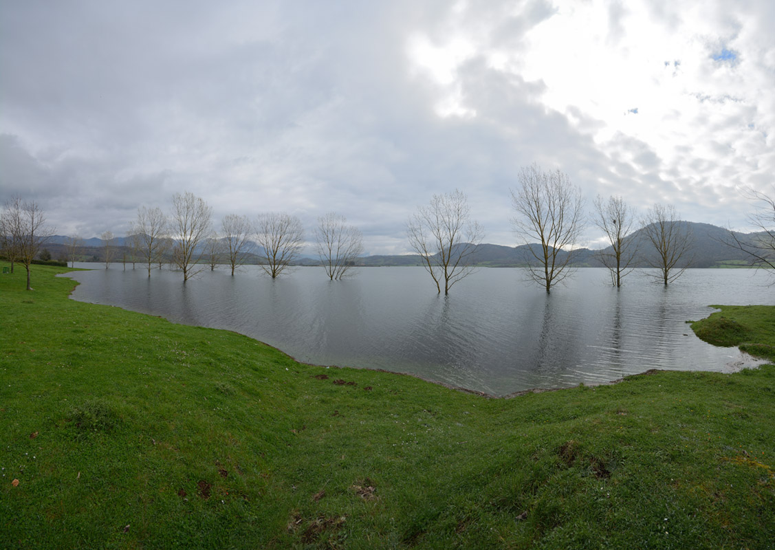 Lago di Canterno 1.jpg