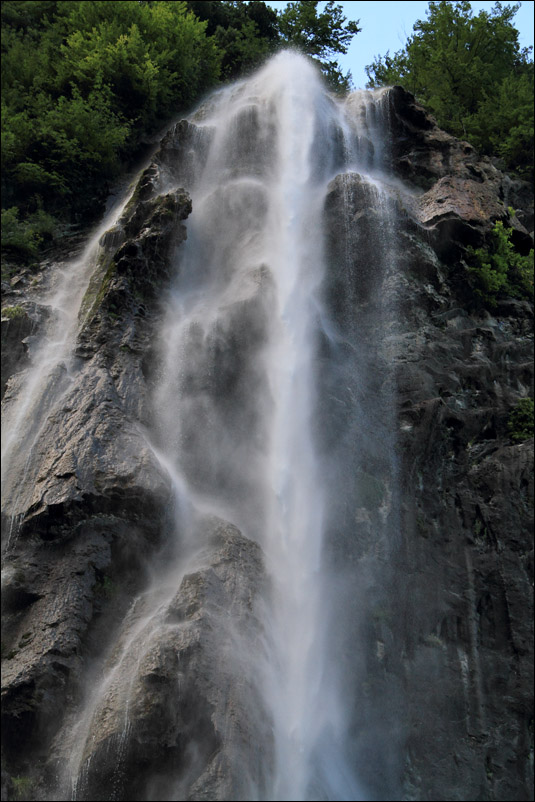 p cascata lo schioppo4.jpg