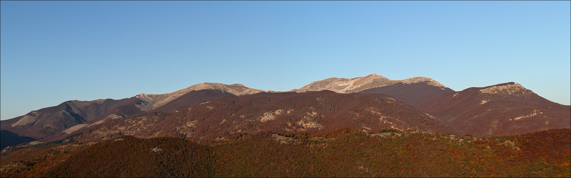 Pano pratelle da tre confini.jpg